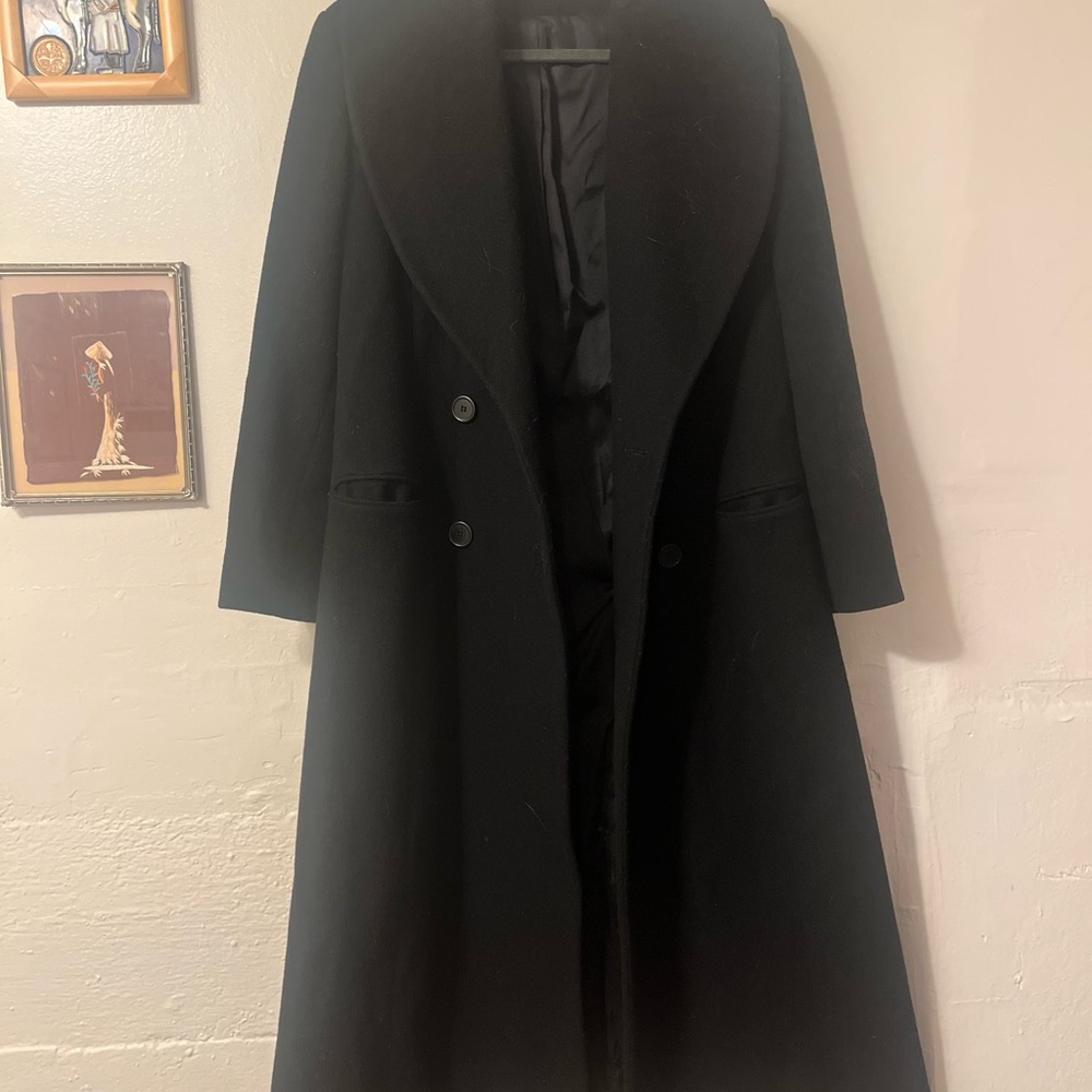 Chic Black Wool Coat